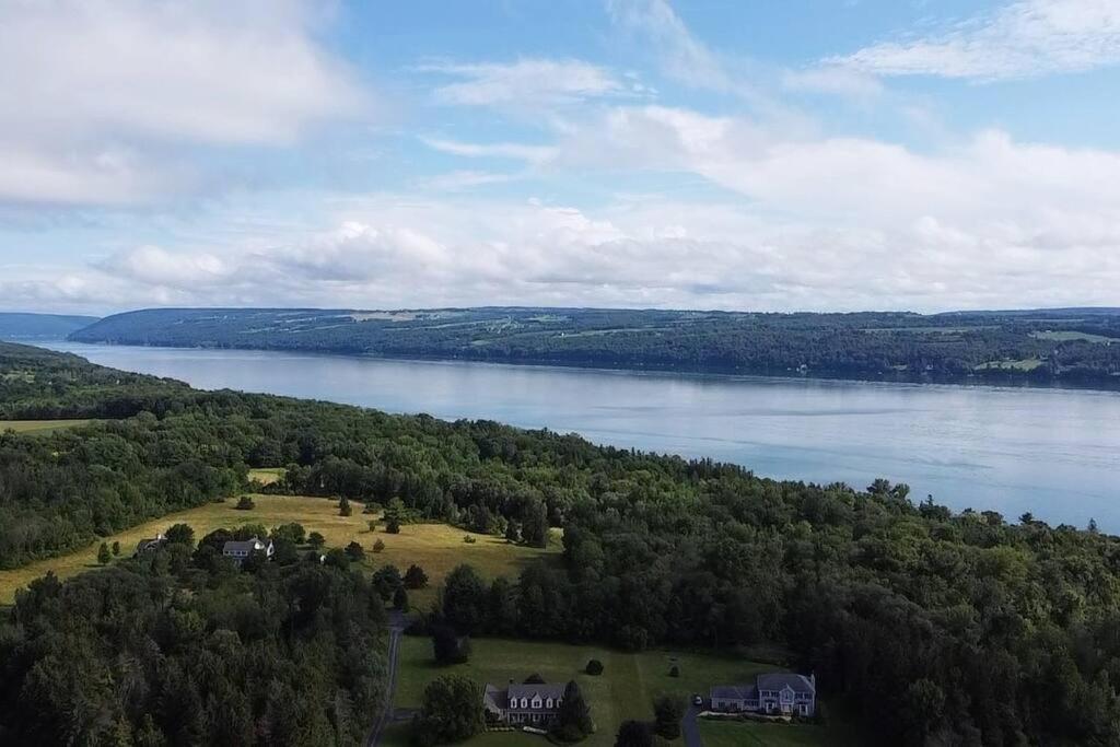 Spacious Lakefront - Remodeled, Views & All Amenities Included Skaneateles Luaran gambar